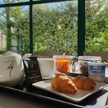 ホテル Brit Du Moulin De La Pioline - La Table A Fromages 3*